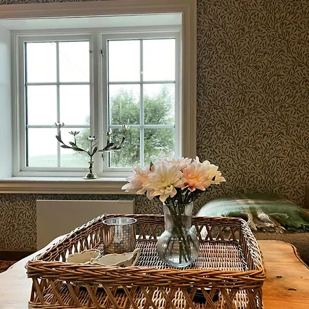 בית נופש Restored By The Sea In Kvalheim Rödberg