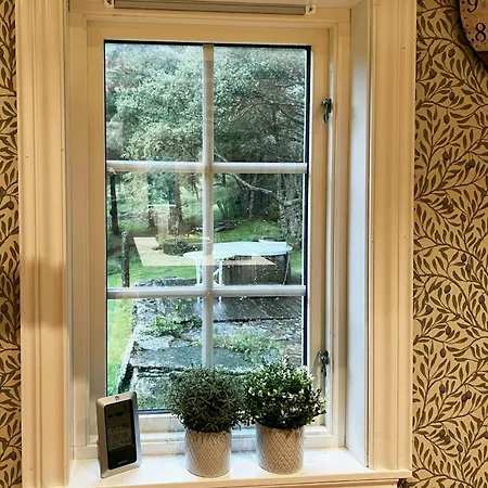 Restored By The Sea In Kvalheim بيت للعطل Rödberg